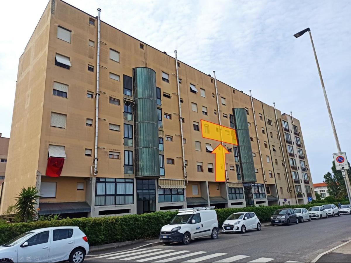 Appartamento Giotto - Free Parking ลีวอร์โน ภายนอก รูปภาพ